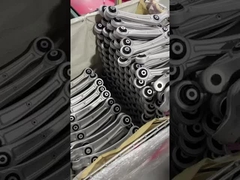 BMW 33326782136 ชาซีอะไหล่ด้านหลังขวาด้านบนที่ควบคุมแขน